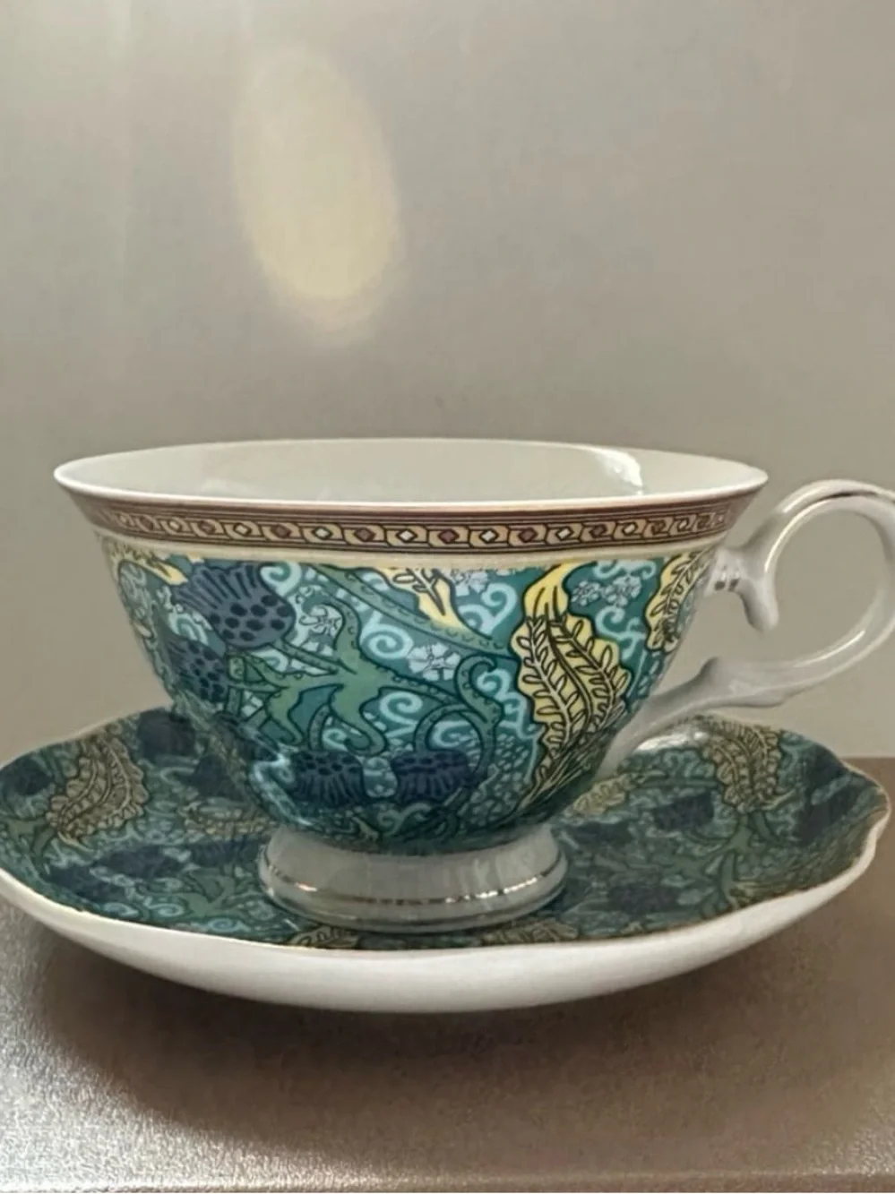 Grace Teaware Green & Gold Porcelain Teacup Set 2 Cups & 2 Saucers Gift Box NWT